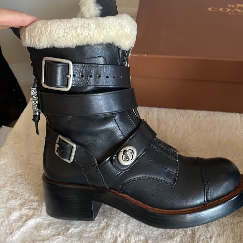 Coach 1941 Black Leather Womens Moto Boot with Shearling 2 inch heel size 8 M. - Picture 13 of 16